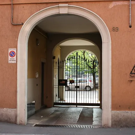Center 2 Vendégház Bergamo