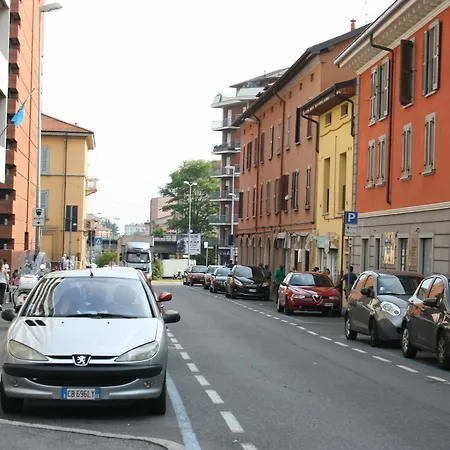 Center 2 2* Bergamo